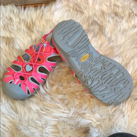 Keens - Picture 2 of 2